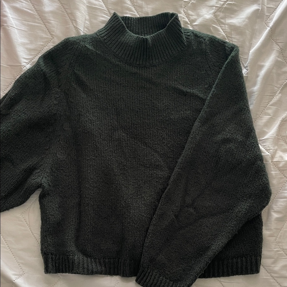 Old Navy Dark Green Turtleneck Sweater
